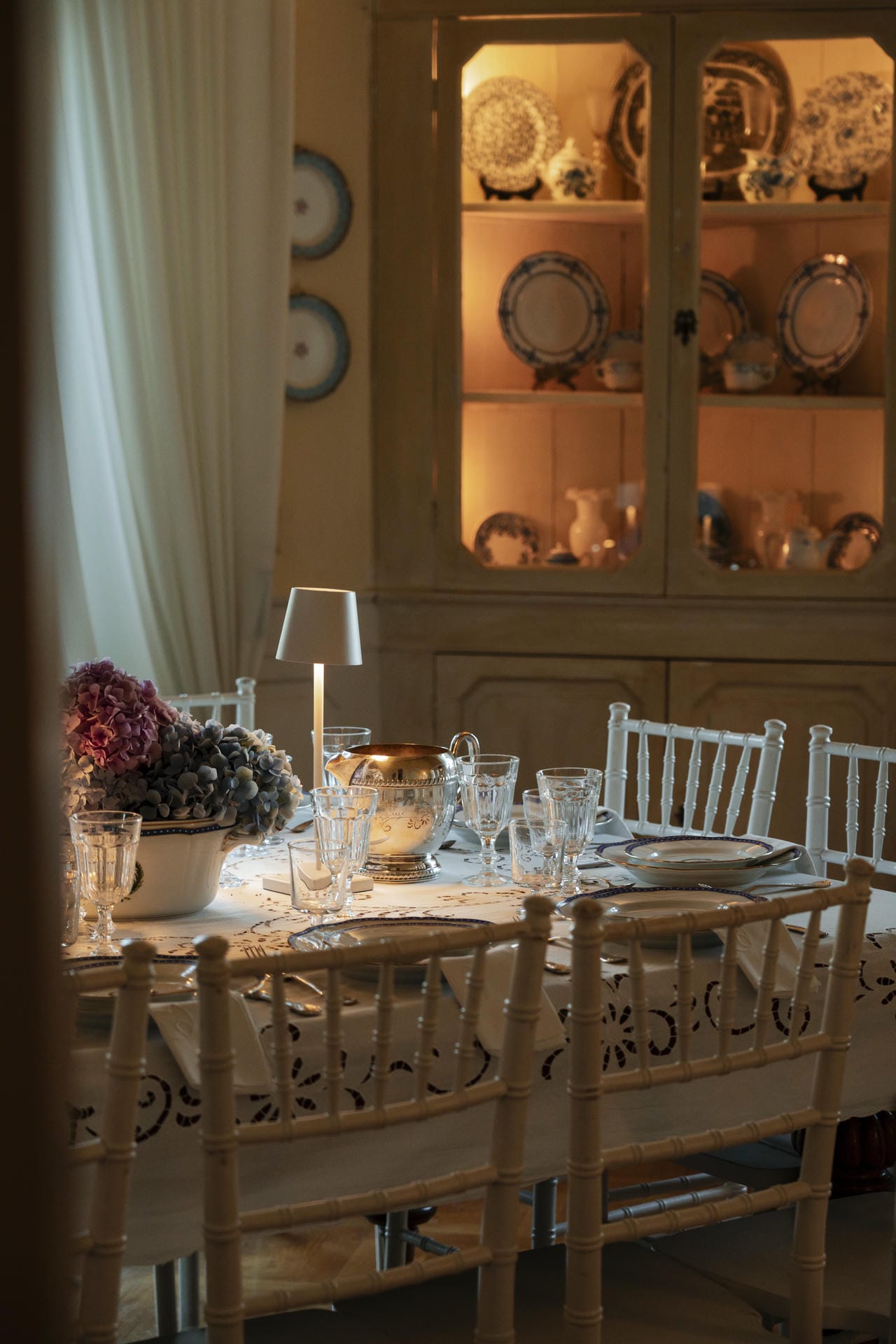 The dining room at Villa La Moresca