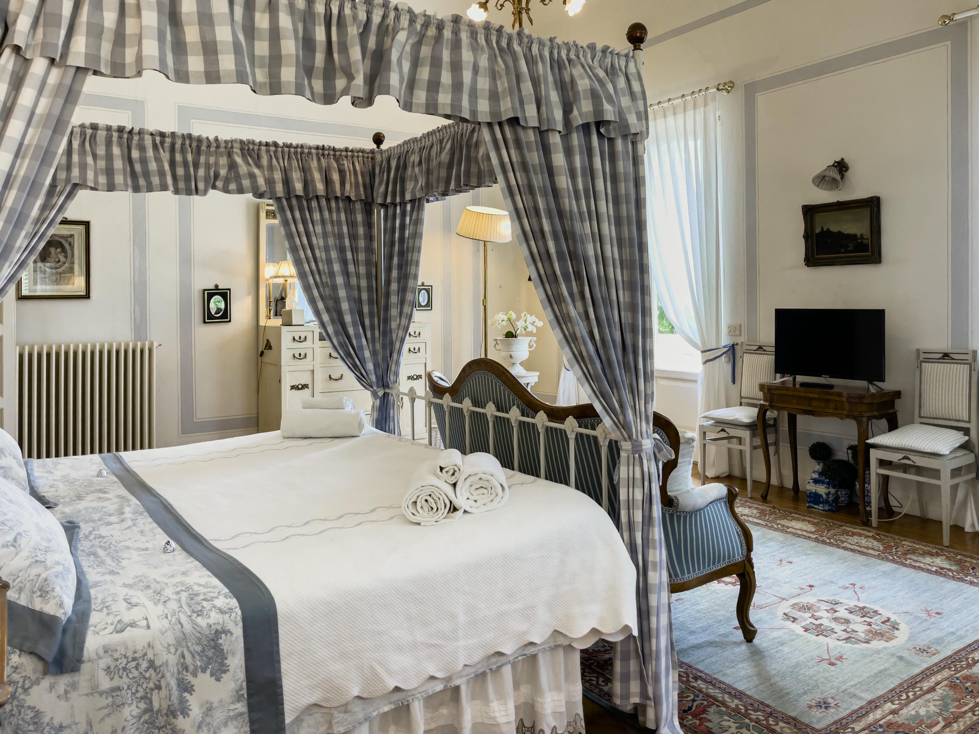 A bedroom at Villa La Moresca